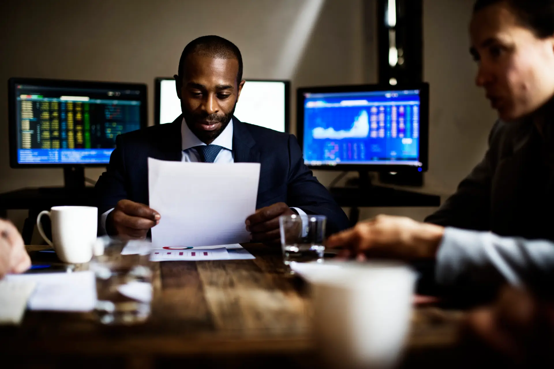 group of entrepreneur analyzing on the meeting room